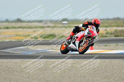 media/Apr-18-2025-TrackDaz (Fri) [[45f5874c44]]/C Group/Session 1 (Turn 7)/